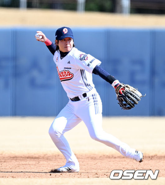 [OSEN=이대선 기자] 두산 박찬호 2026.03.13 /sunday@osen.co.kr