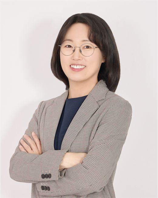 〈삼진제약 신임 마케팅 실장 이예진 상무이사〉