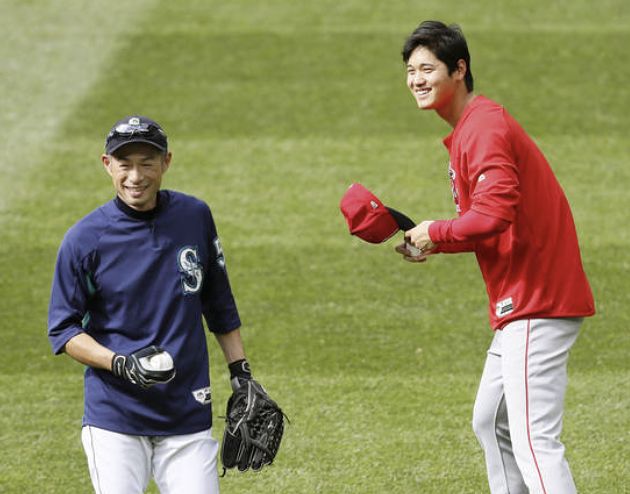 일본 야구의 전설 스즈키 이치로(왼쪽)와 오타니 쇼헤이. [사진 LA 에인절스 트위터]