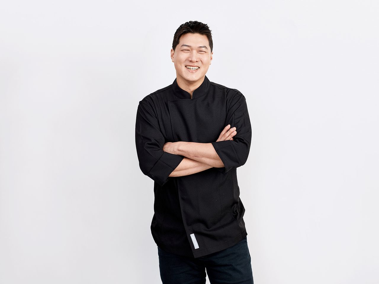 송하슬람 셰프는 지글지글클럽 ‘요리를 배워요’ 스페인 편을 통해 채소와 해산물, 육류를 활용한 다양한 스페인 요리를 보여줄 예정이다. 사진 지글지글클럽