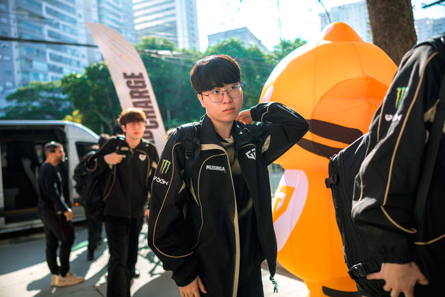 라이엇게임즈 플리커.