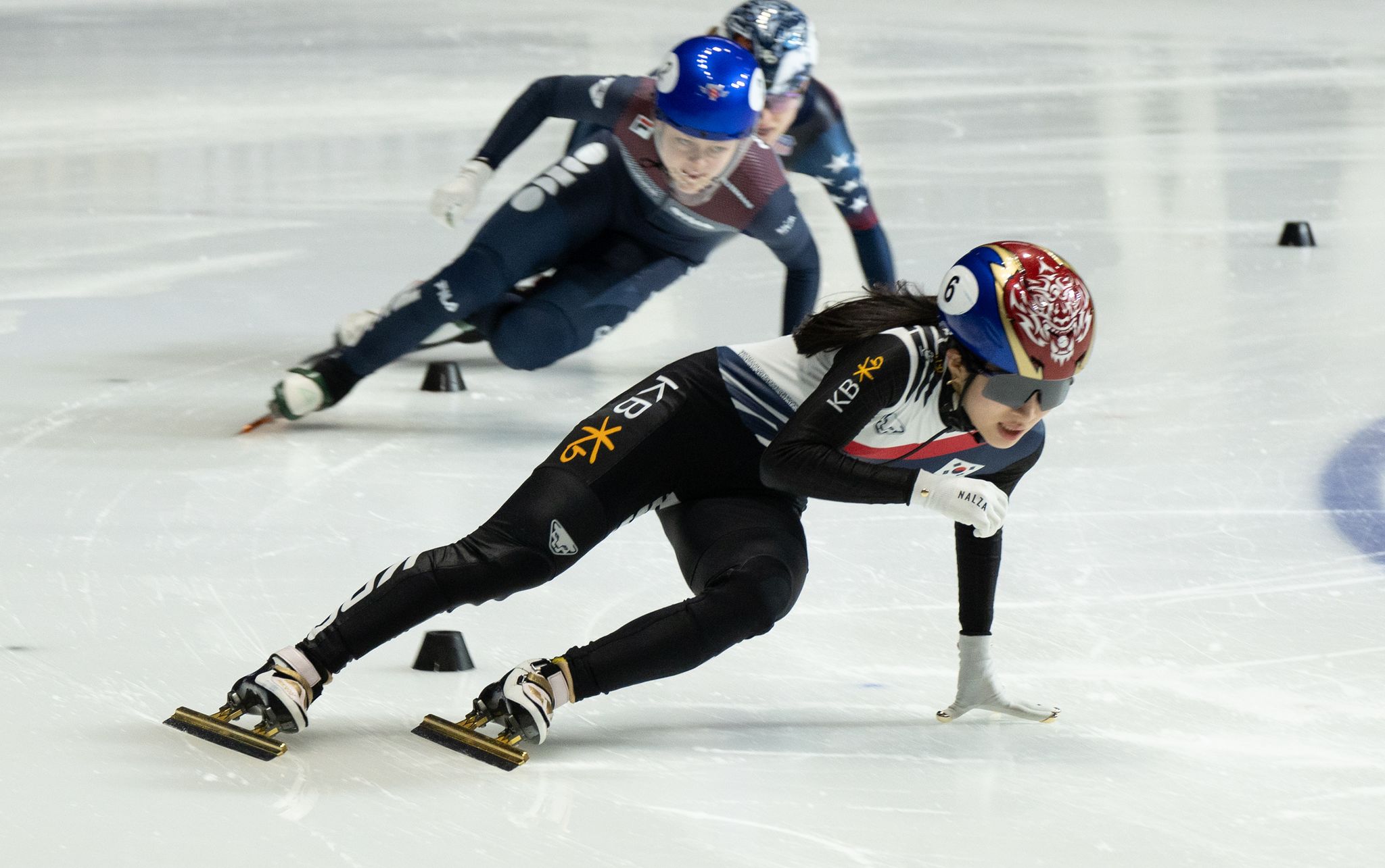 세계선수권대회 여자 1500m를 제패한 김길리(앞). 신화=연합뉴스