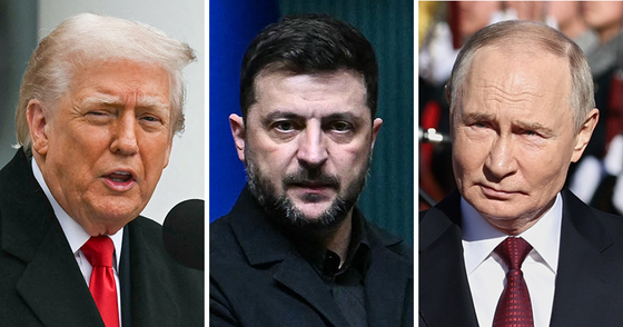 푸틴 러시아 대통령의 특사가 미국 측에 미국이 우크라이나에 군사 정보를 제공하지 않으면 러시아도 이란과의 정보 공유를 멈추겠다고 제안했다. 왼쪽부터 트럼프, 젤렌스키, 푸틴. 중앙포토