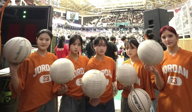 [사진] W걸스의 최종 꿈은 NBA 진출이다