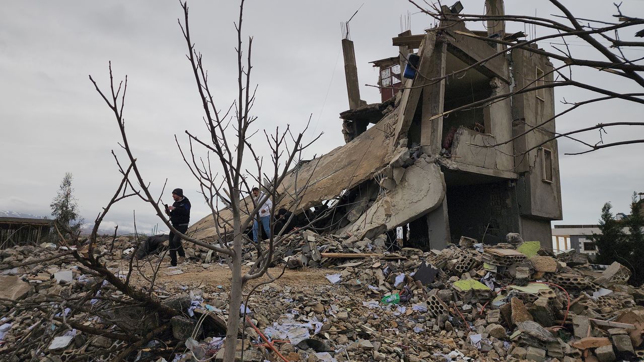 지난 19일 레바논 동부의 한 마을이 이스라엘의 공습으로 초토화됐다. 신화=연합뉴스