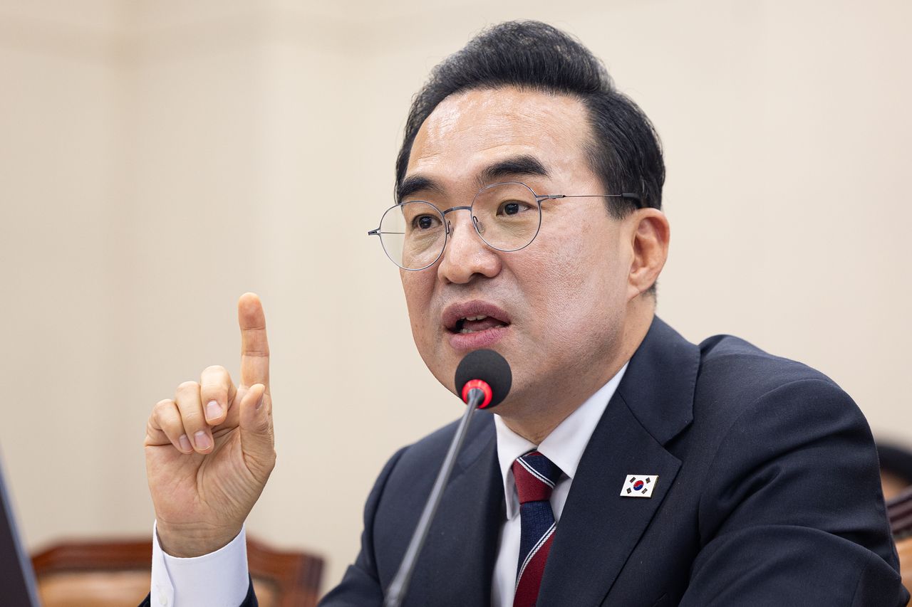 박홍근 기획예산처 장관 후보자가 23일 서울 여의도 국회에서 열린 인사청문회에 출석해 의원 질의에 답하고 있다. 뉴스1