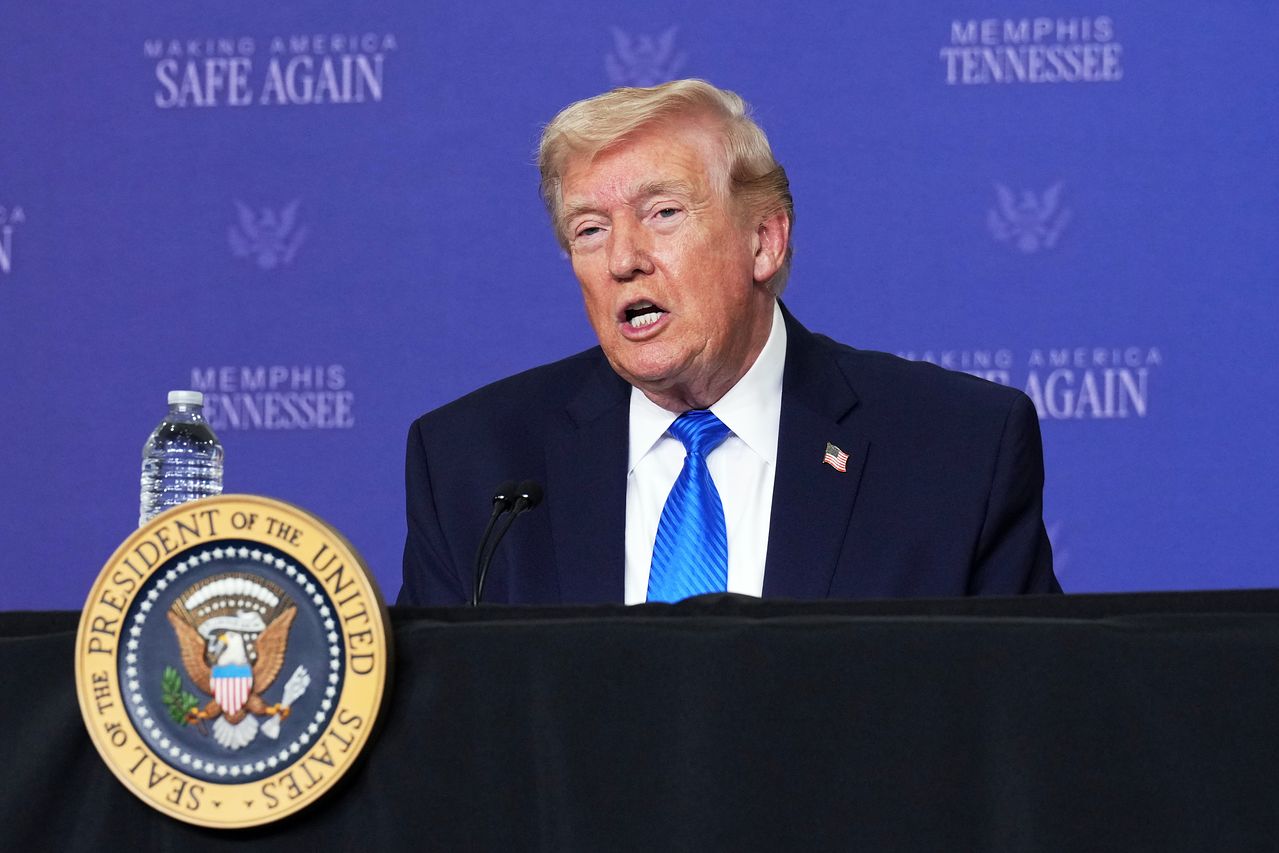 도널드 트럼프 미국 대통령이 23일(현지시간) 테네시주 멤피스에서 열린 ‘멤피스 안전 태스크포스 원탁회의’ 행사에서 연설하고 있다. AP=연합뉴스