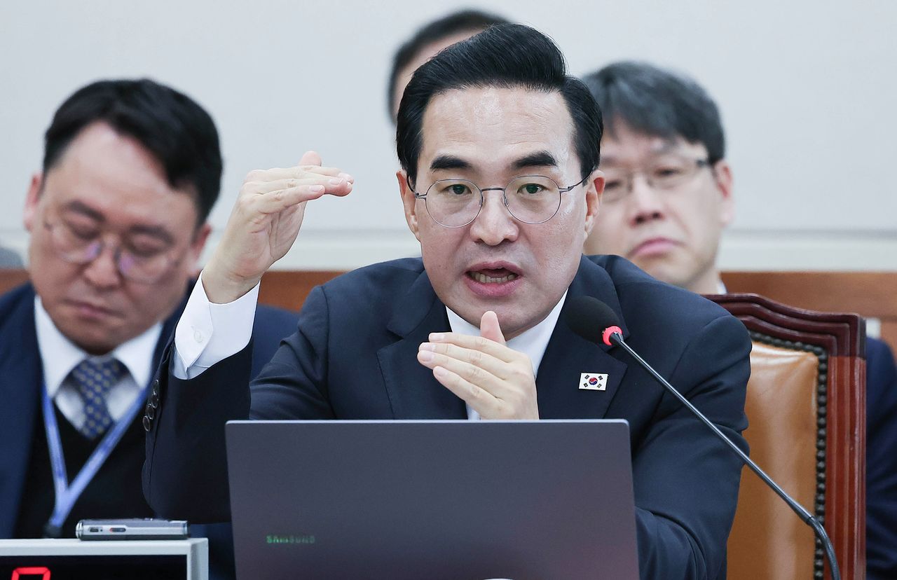 박홍근 기획예산처 장관 후보자가 23일 서울 여의도 국회 재정경제기획위원회 전체회의에서 열린 인사청문회에 출석해 의원들 질의에 답하고 하고 있다. 임현동 기자