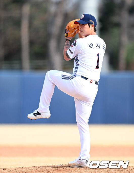 [OSEN=이대선 기자] 두산 박치국 2026.03.14 /sunday@osen.co.kr