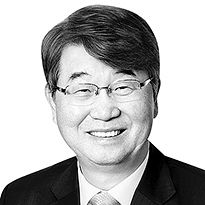 김지형 경제사회노동위원회 위원장