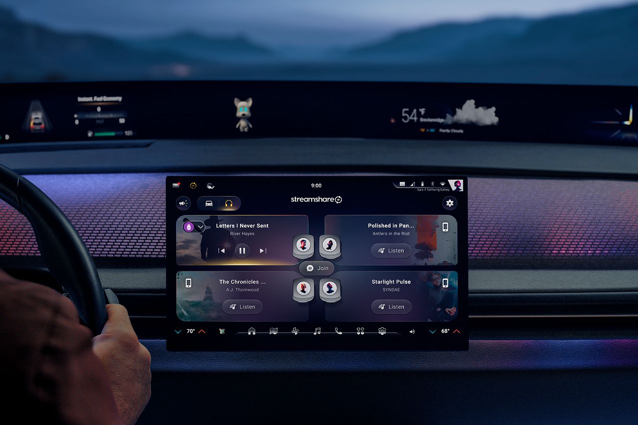 하만이 출시한 청취 공유와 자동차 내부 커뮤니케이션 기능을 결합한 자동차용 오디오·통신 설루션 '하만 레디 스트림쉐어'. 사진 하만