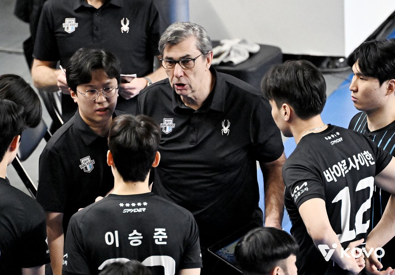 현대캐피탈 필립 블랑 감독. 사진 한국배구연맹