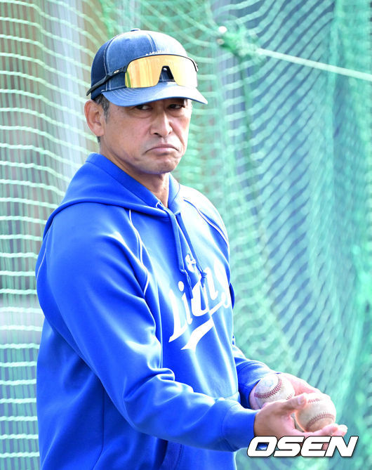 [OSEN=최규한 기자] 삼성 무라카미 타카유키 코치. 2026.02.20 / dreamer@osen.co.kr