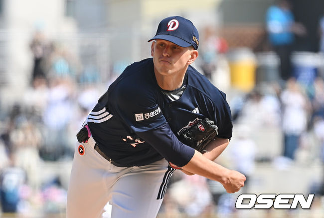 [OSEN=창원, 이석우 기자] 28일 창원NC파크에서 2026 신한 SOL KBO 리그 NC 다이노스와 두산 베어스의 경기가 열렸다. 홈팀 NC는 구창모가, 방문팀 두산은 플렉센이 선발 출전했다. 두산 베어스 선발투수 플렉센이 역투하고 있다. 2026.03.28 / foto0307@osen.co.kr