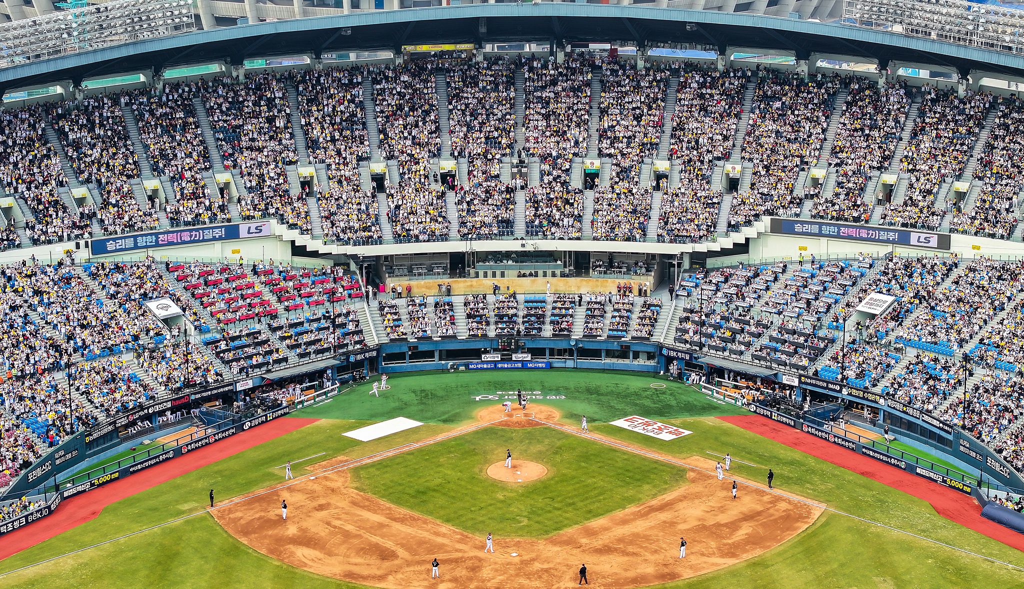 29일 잠실야구장 KT 위즈와 LG 트윈스의 경기. 뉴스1