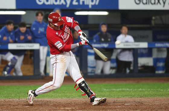 시범경기에서 홈런 6개를 몰아치며 1위에 오른 SSG 랜더스 내야수 고명준. [연합뉴스]