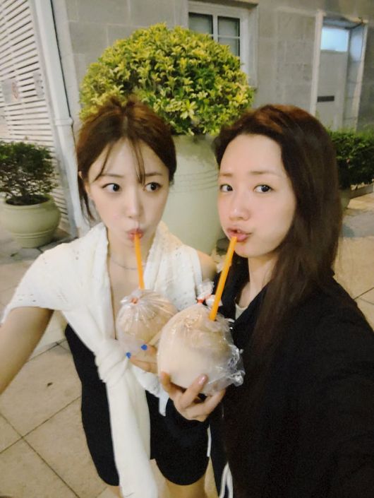 윤보미 SNS