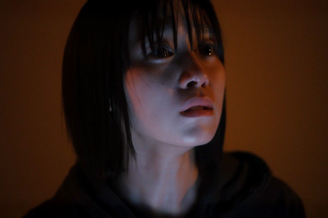 옴니버스 공포 영화 '귀신 부르는 앱: 영'은 스마트폰 애플리케이션을 소재로 6개의 공포 에피소드를 풀어냈다. 사진 삼백상회