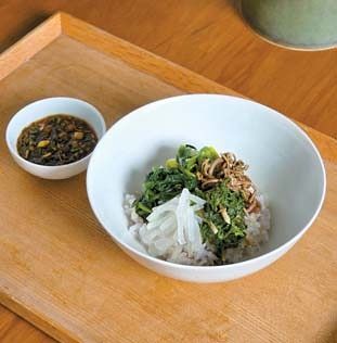 봄나물 비빔밥