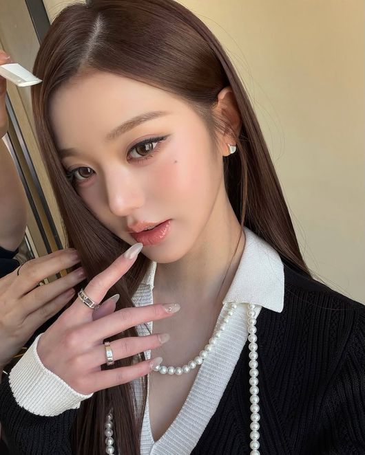 장원영 SNS