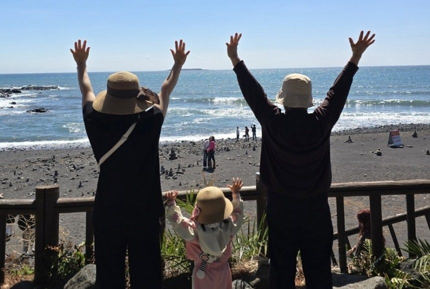 지난달 29일부터 지난 25일까지 한 달 간 제주에서 지낸 박모씨 가족. 제주관광공사=연합뉴스