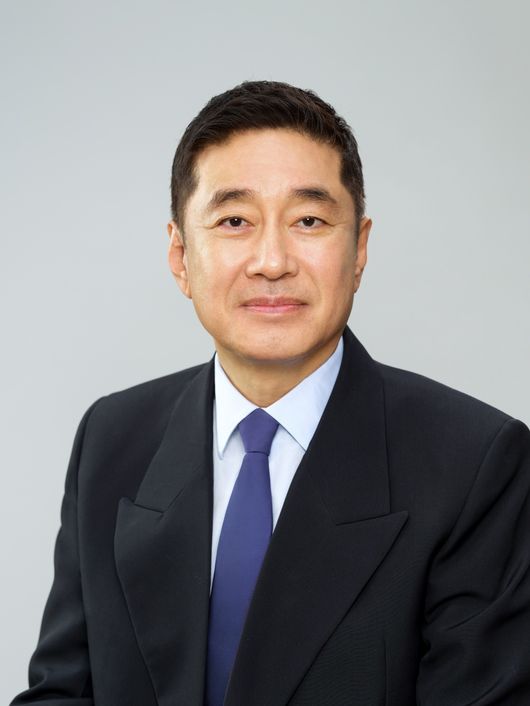 한국배구연맹은 이호진(64) 태광그룹 회장을 제9대 총재로 선임했다고 밝혔다. / KOVO