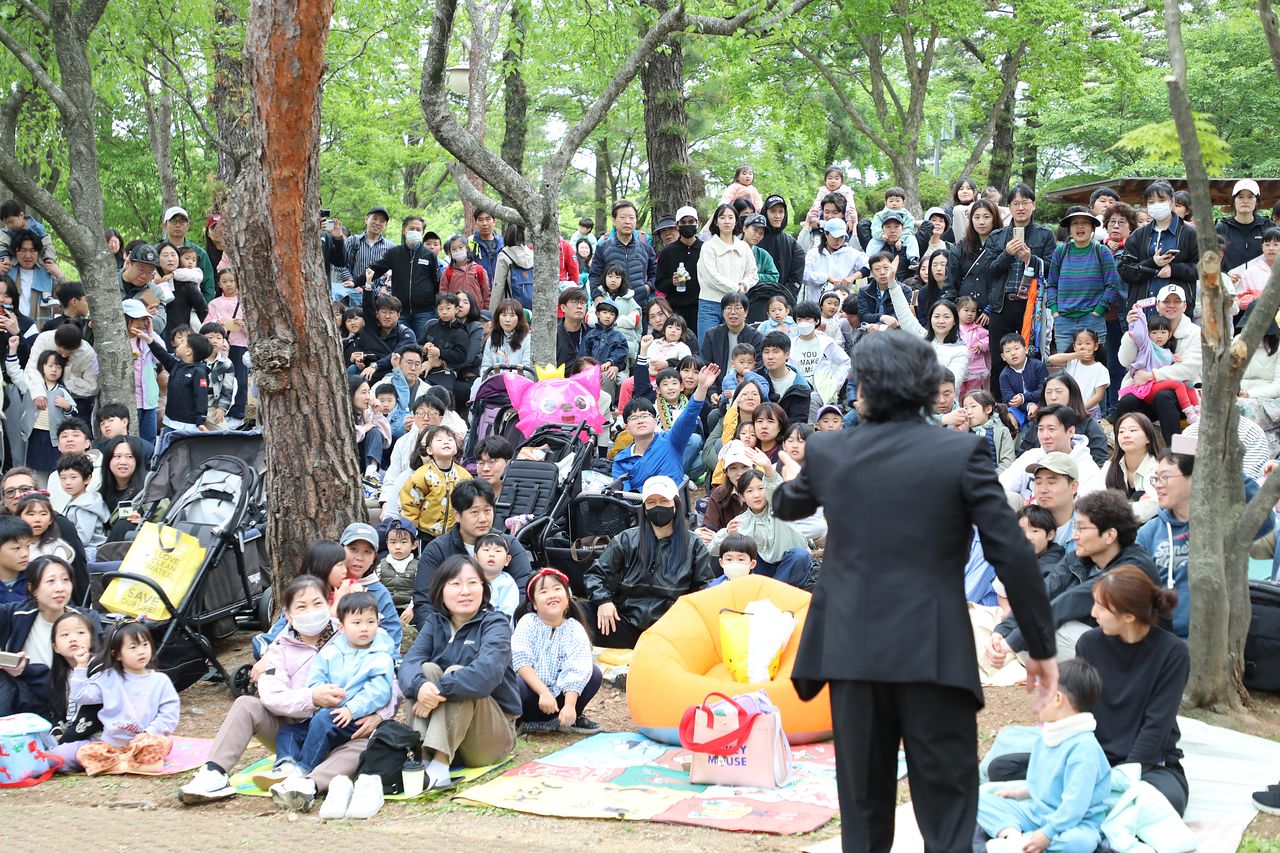 어린이날인 5일 서울대공원동물원에서 ‘제104회 어린이날 기념 가족 행사’를 준비했다. 사진은 지난해 행사 사진. [사진 서울대공원]