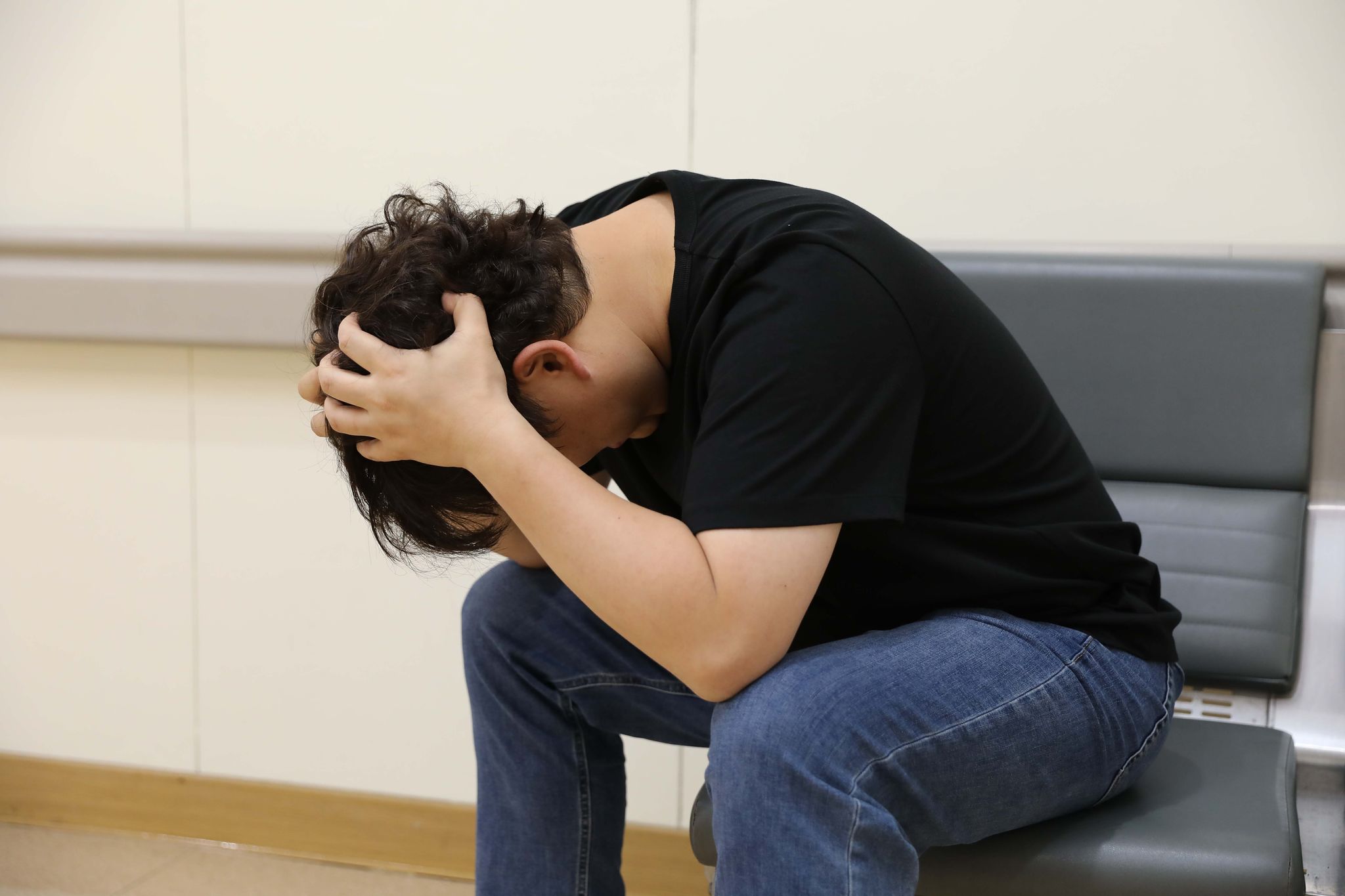 극심한 두통, 심한 어지럼증 등의 증상이 나타나면 뇌졸중을 의심해야 한다. 사진 일산백병원
