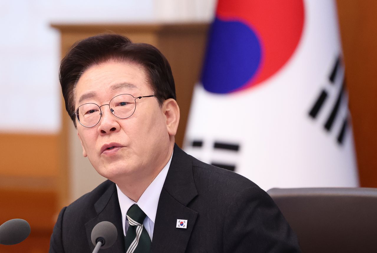 이재명 대통령이 지난달 28일 청와대에서 열린 제18회 국무회의 겸 제6차 비상경제점검회의에서 발언하고 있다. 뉴스1