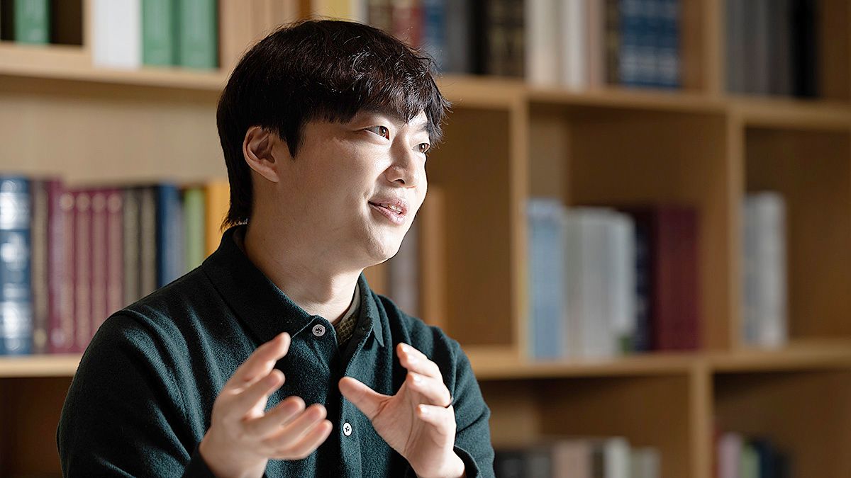  12일 한정수 작가는 "자산을 지키기 위해 분산 투자가 필요하다는 의견도 있지만, 부를 쌓기 위해선 충분한 공부와 소수 종목 집중이 필요하다고 본다"고 말헀다. 전민규 기자 