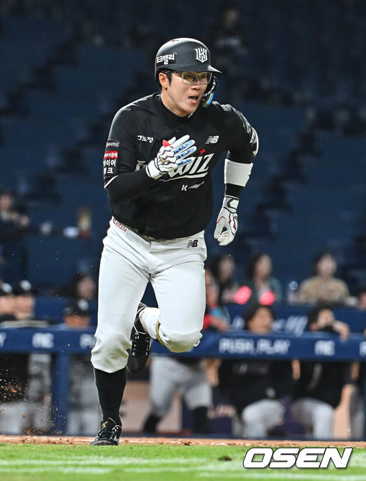[OSEN=창원, 이석우 기자] KT 위즈 허경민 082 2026.04.15 / foto0307@osen.co.kr