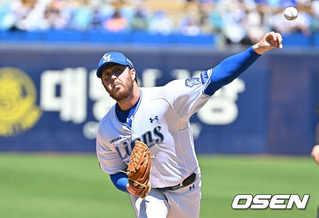 [OSEN=대구, 이석우 기자] 5일 대구삼성라이온즈파크에서 2026 신한 SOL KBO 리그 삼성 라이온즈와 키움 히어로즈의 경기가 열렸다. 홈팀 삼성은 오러클린이, 방문팀 키움은 오석주가 선발 출전했다. 삼성 라이온즈 선발 투수 오러클린이 역투하고 있다. 2026.05.05 / foto0307@osen.co.kr