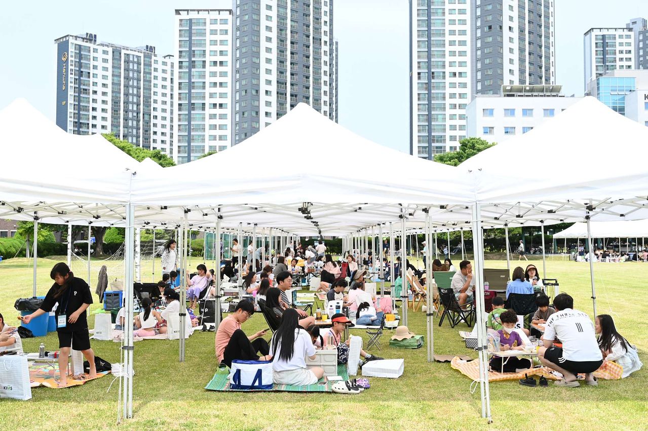 경남초등학생 과학상상그리기 대회 행사 전경.