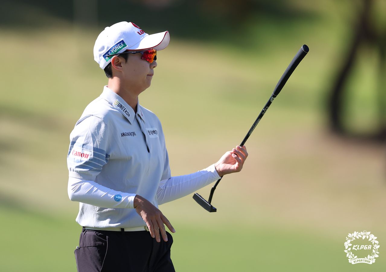김효주가 8일 KLPGA 투어 NH투자증권 레이디스 챔피언십 1라운드 경기를 치르고 있다.