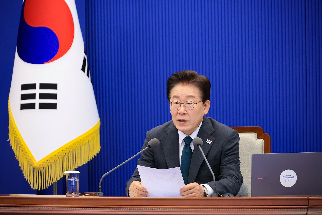 이재명 대통령이 지난 7일 청와대에서 열린 수석보좌관회의에서 발언하고 있다. 청와대사진기자단