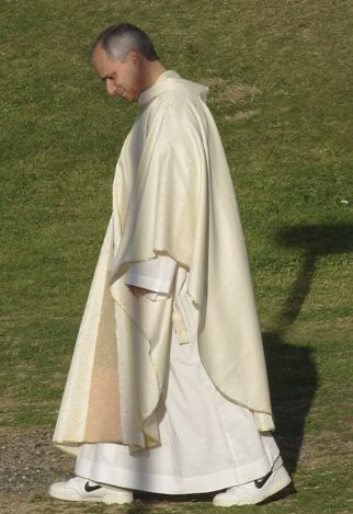 나이키 운동화를 신은 교황. 바티칸 뉴스