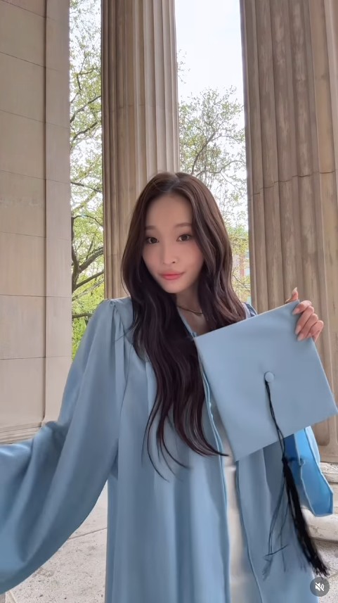 애니 SNS