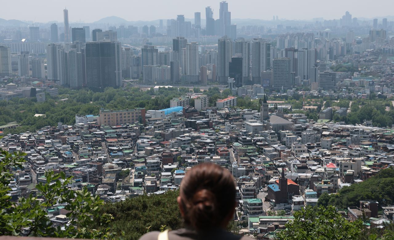  남산에서 바라본 서울 빌라 밀집 지역 모습. 뉴스1