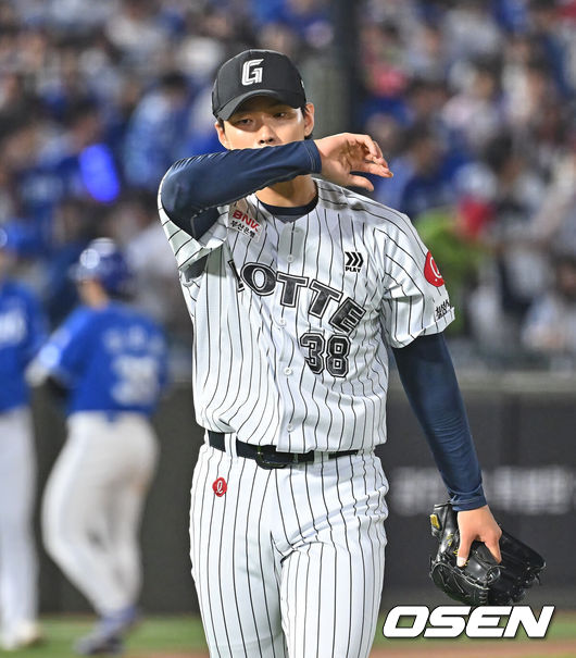 [OSEN=부산, 이석우 기자] 롯데 자이언츠 홍민기 103 2026.05.22 / foto0307@osen.co.kr
