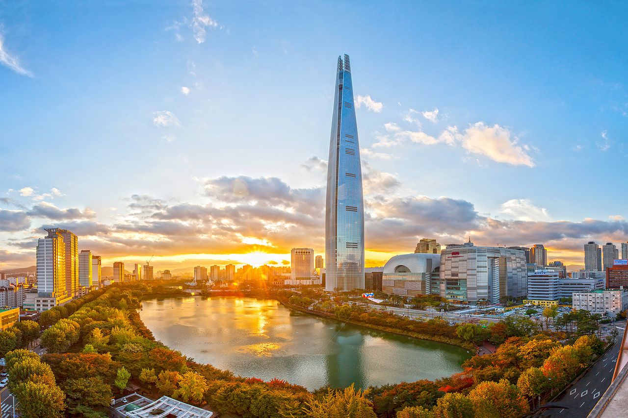 서울 롯데타워 전경. 사진 롯데그룹