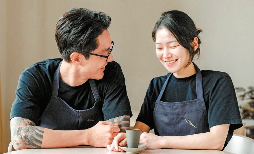 ‘솔잎(Sollip)’을 운영 중인 박웅철·기보미 셰프.  [사진 솔잎]