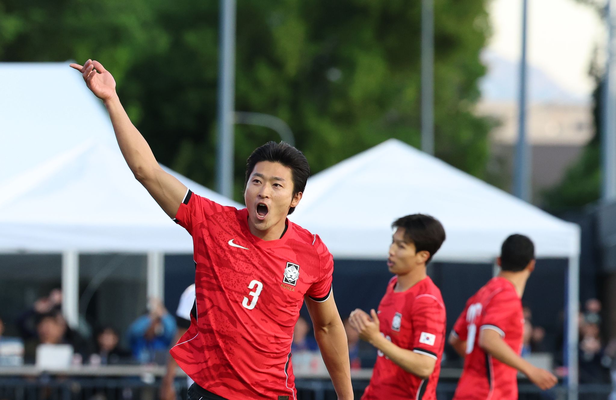 미국 유타주 프로보에 위치한 브리검영대 사우스필드에서 열린 대한민국과 트리니다드 토바고의 평가전. 조규성이 헤딩골을 터트리고 기뻐하고 있다. 연합뉴스