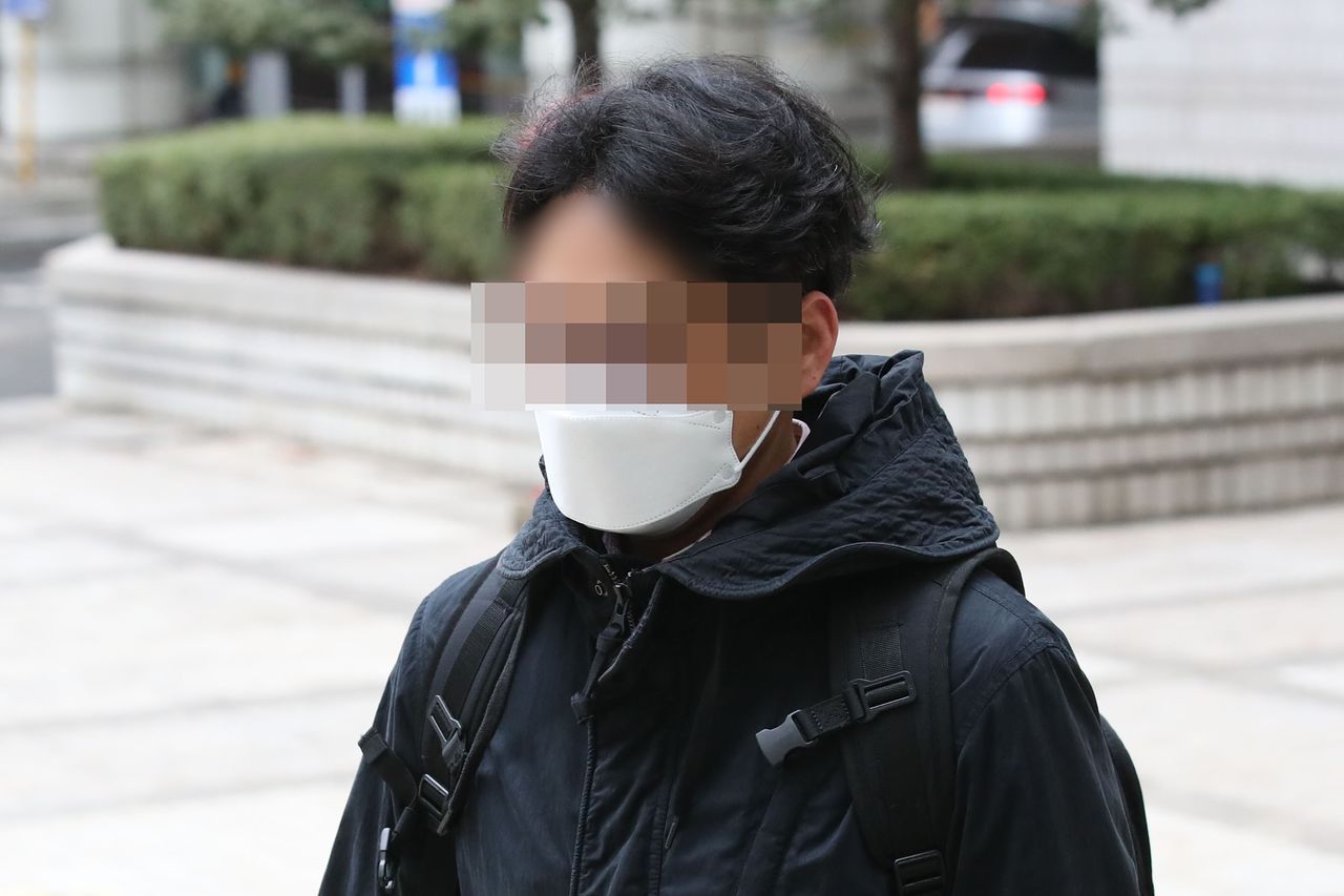 대장동 개발 로비·특혜 의혹으로 재판을 받고 있는 정민용 변호사가 지난 2022년 3월 14일 서울 서초구 서울중앙지방법원에서 열린 공판에 출석하고 있다. 뉴스1
