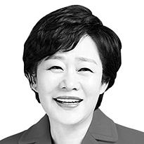 손숙미 한반도선진화재단 양성평등위원장·전 인구보건복지협회장