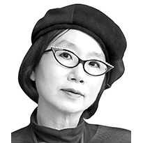 황주리 화가·동국대 석좌교수