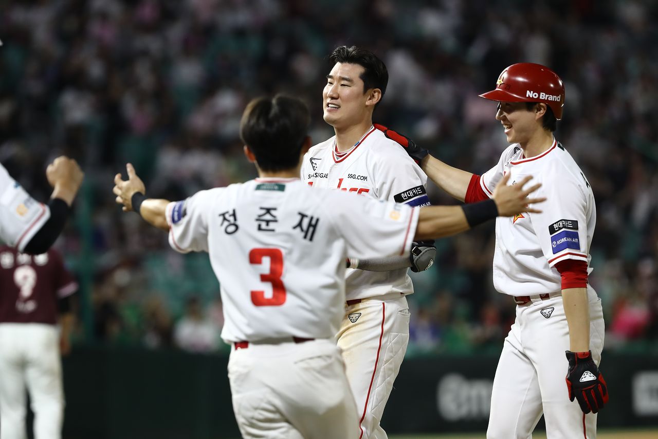 3일 인천 키움전 끝내기 승리로 13연패 늪에서 탈출한 SSG. 사진 SSG 랜더스