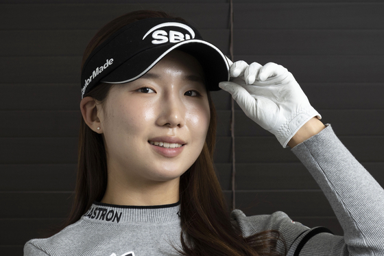 LPGA 투어 입성하는 이동은이 15일 오후 서울 서초구 반포동에서 중앙일보와 인터뷰를 하고 있다. 장진영 기자. 2025.12.15.