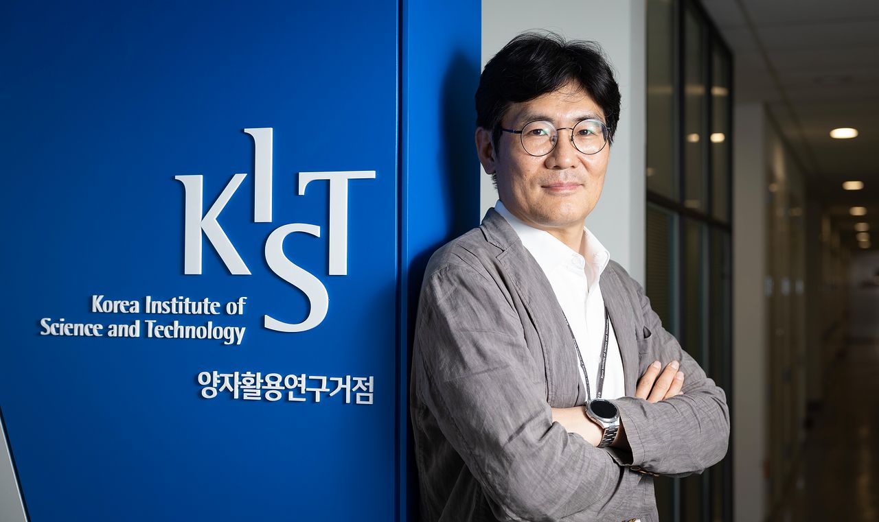 한상욱 KIST 양자활용연구사업단장이 5일 오후 서울 한국과학기술연구원 본원에서 중앙일보와 인터뷰를 했다. 전민규 기자