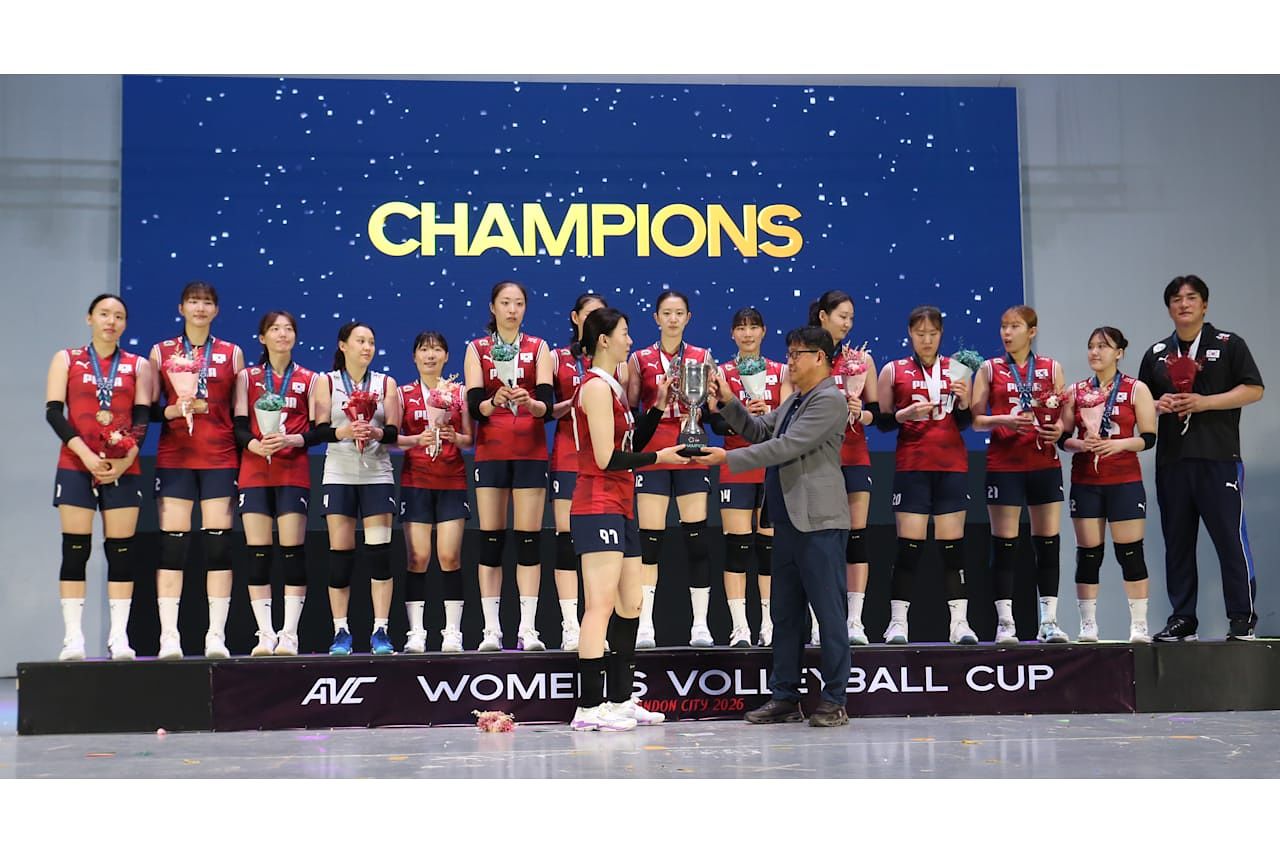 필리핀 캔돈 시티에서 열린 2026 아시아배구연맹(AVC) 네이션스컵에서 우승한 여자 배구 대표팀. 사진 아시아배구연맹