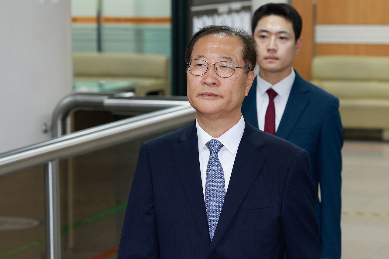 박성재 전 법무부 장관이 22일 오후 서울 서초구 중앙지방법원에서 열린 내란중요임무종사, 청탁금지법 위반 등 혐의 1심 선고 공판에 출석하고 있다. 뉴스1